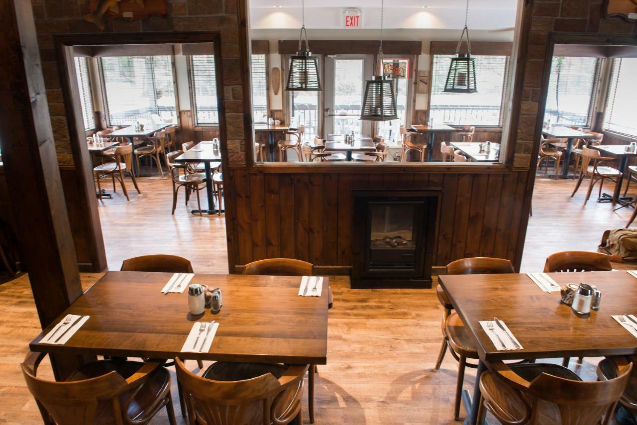 Trapper'S Choice Inn & Restaurant Parry Sound Exteriör bild